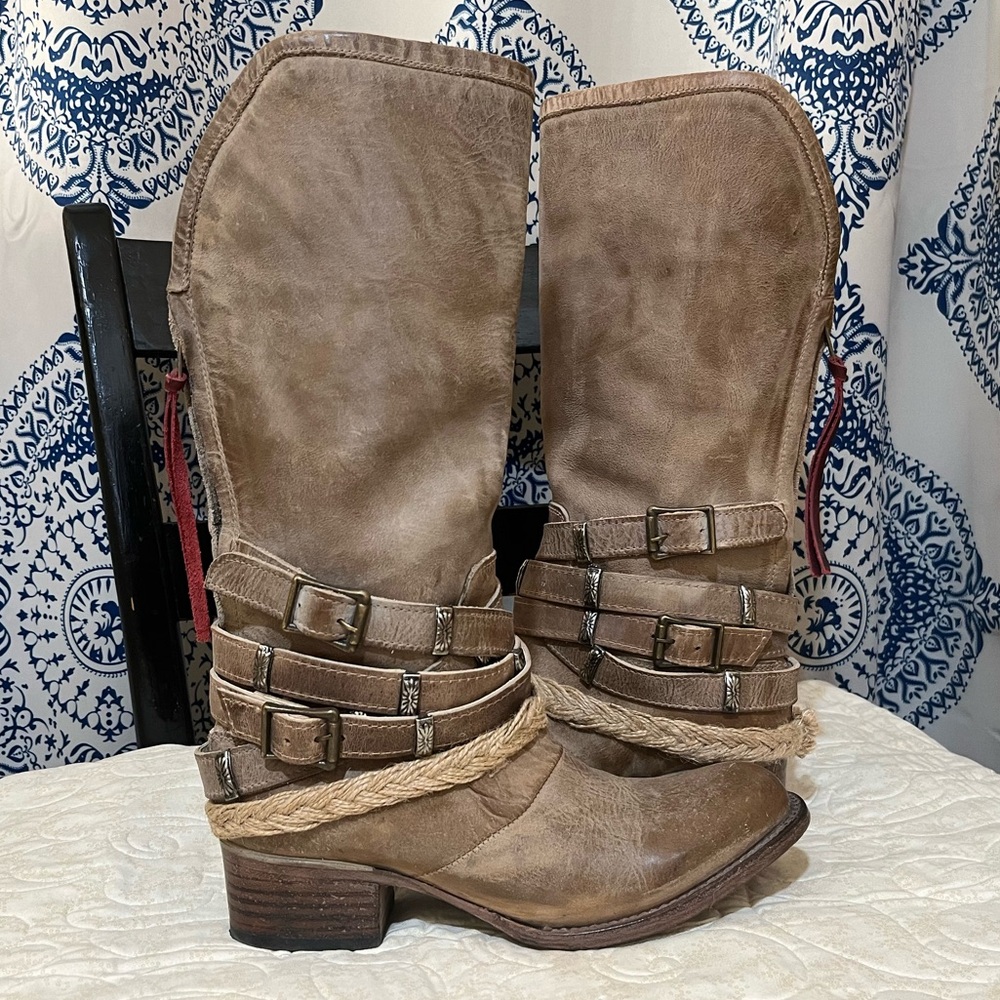 Freebird by Steven, Drove Distressed Leather Boots Women's 8 - Price is Firm